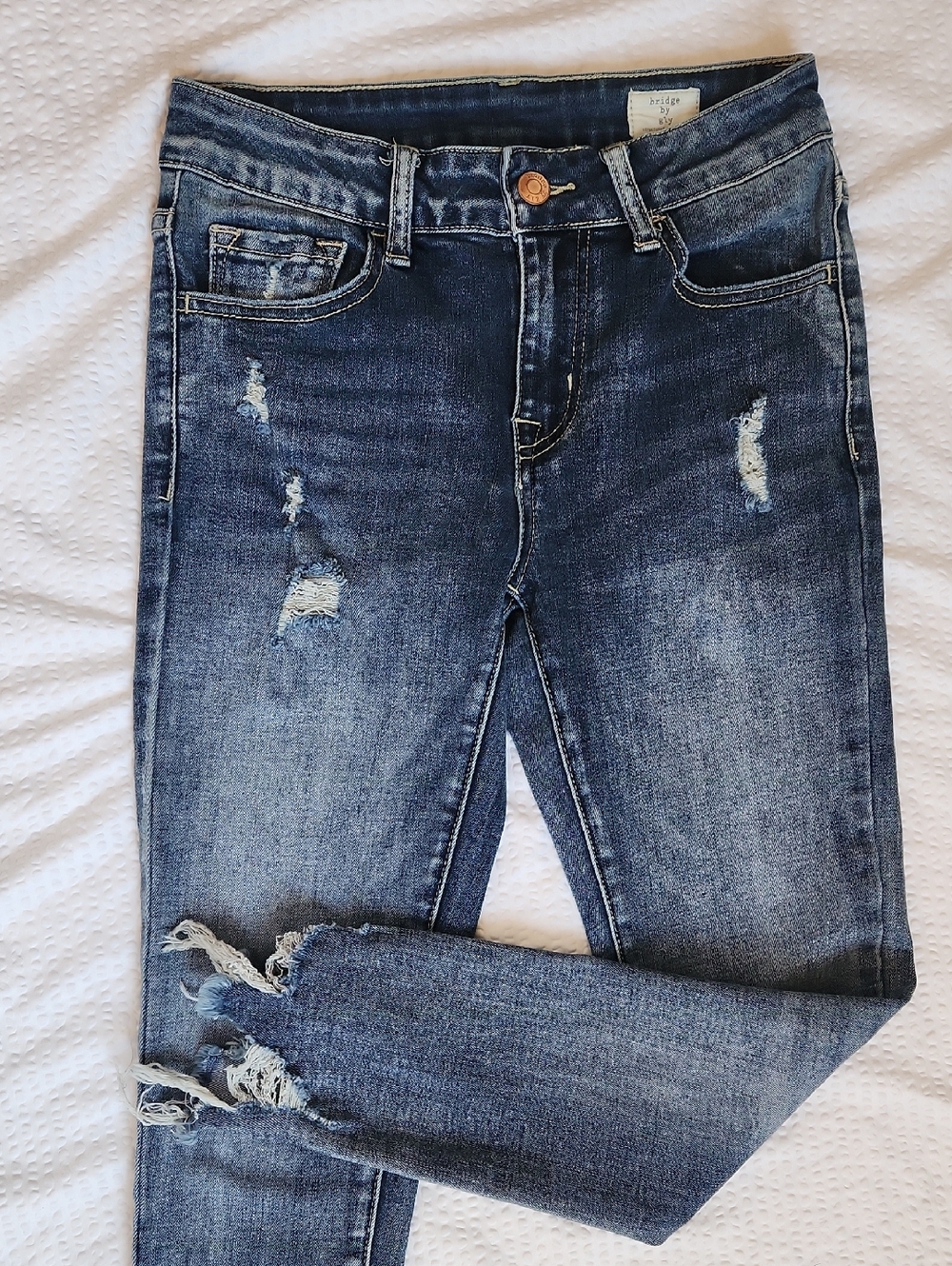Bridge by GLY Mid Rise Ankle Skinny Crop Jeans Distressed Ripped Chewed Hem 24